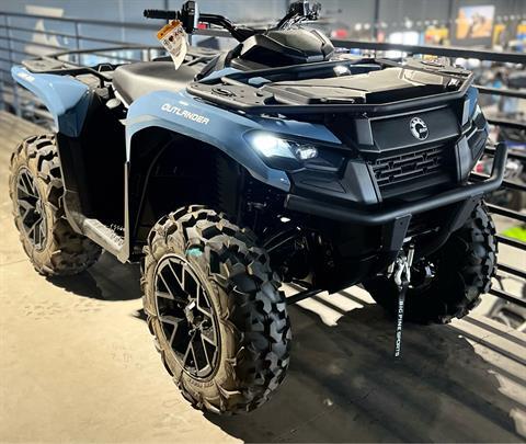 2025 Can-Am Outlander XT 700 in Fairview, Utah - Photo 1