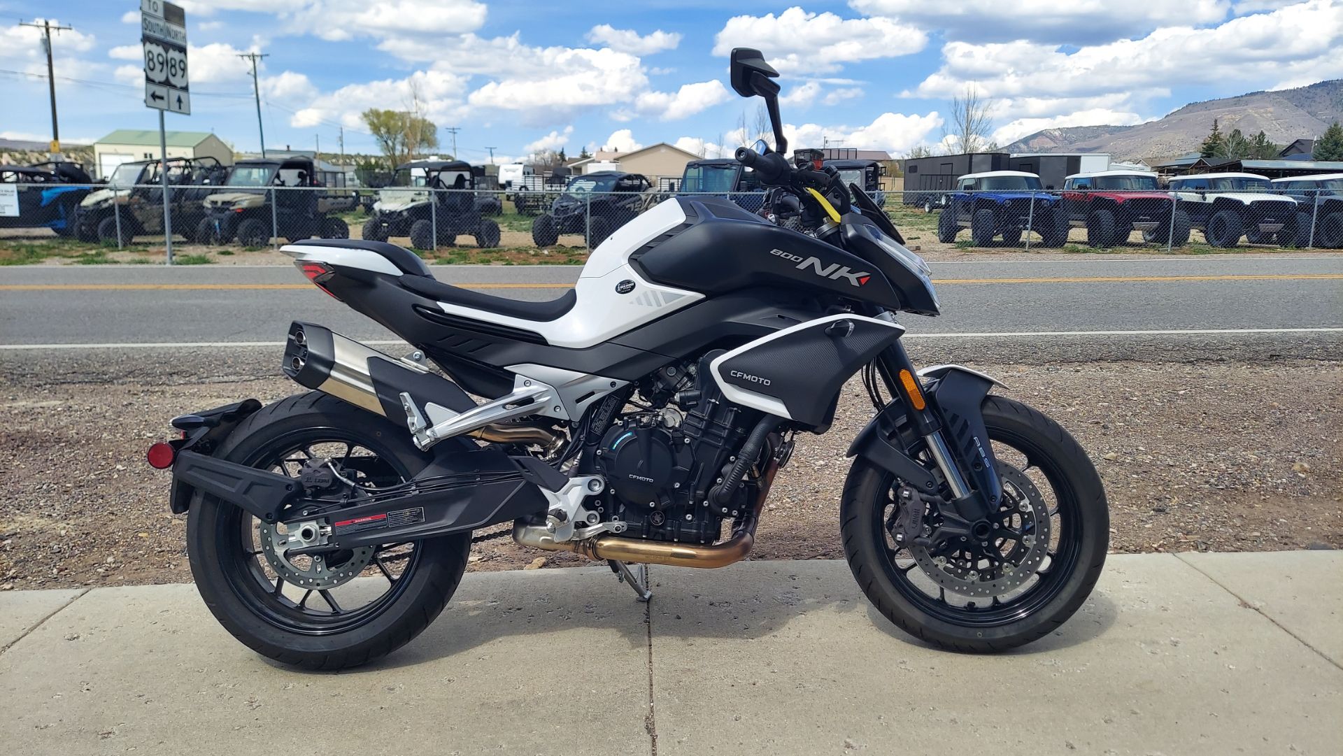 2024 CFMOTO 800NK in Fairview, Utah - Photo 8