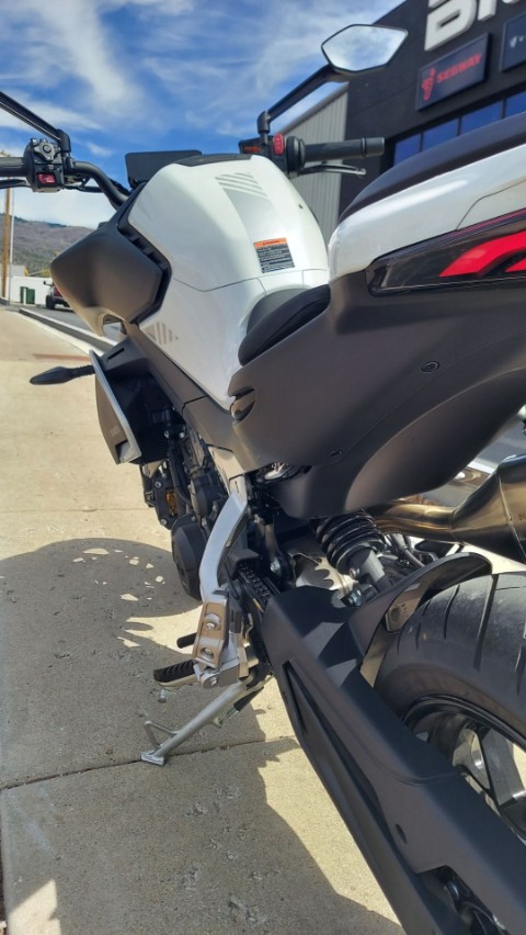2024 CFMOTO 800NK in Fairview, Utah - Photo 12