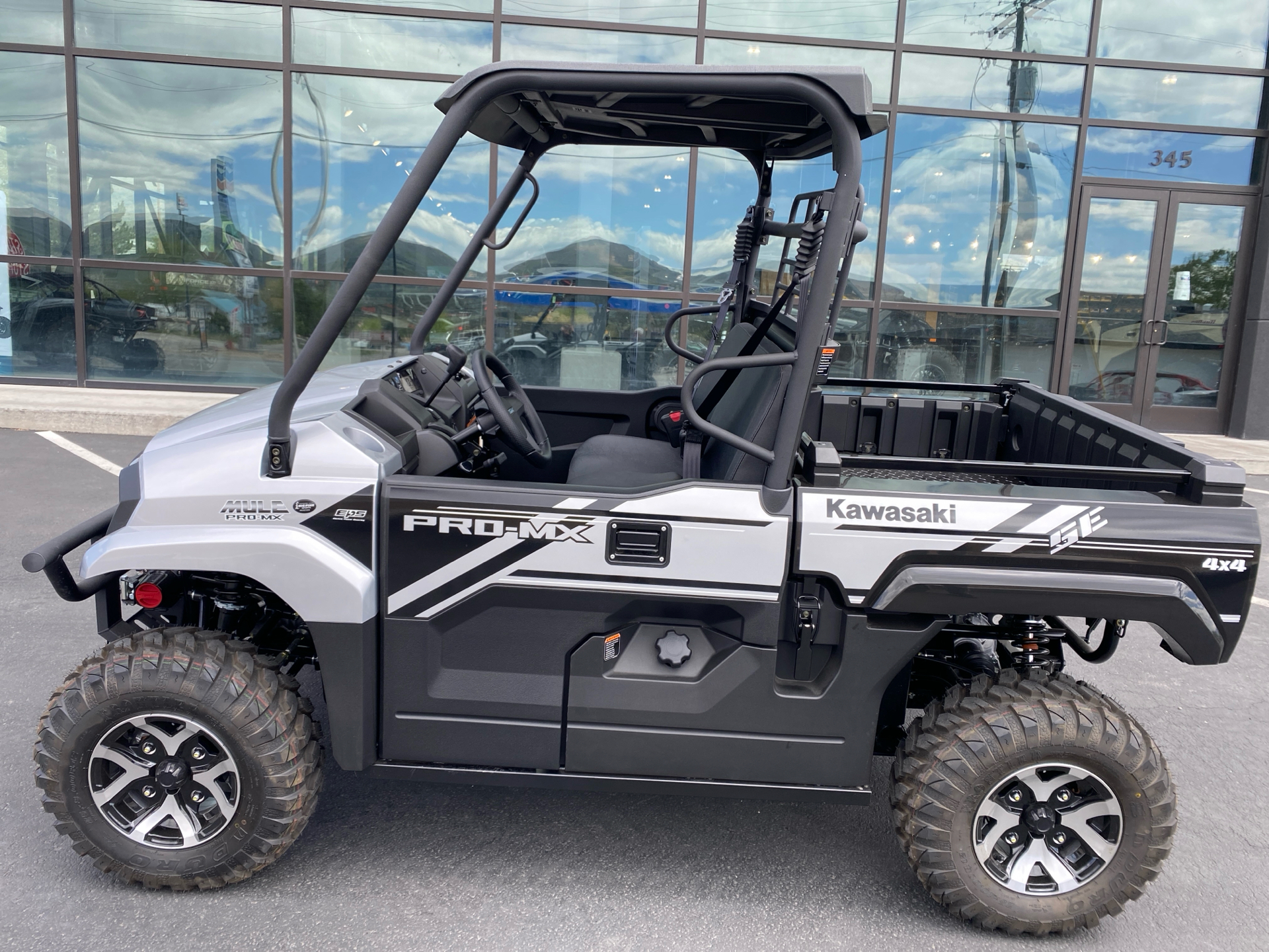 2024 Kawasaki MULE PRO-MX SE in Fairview, Utah - Photo 2