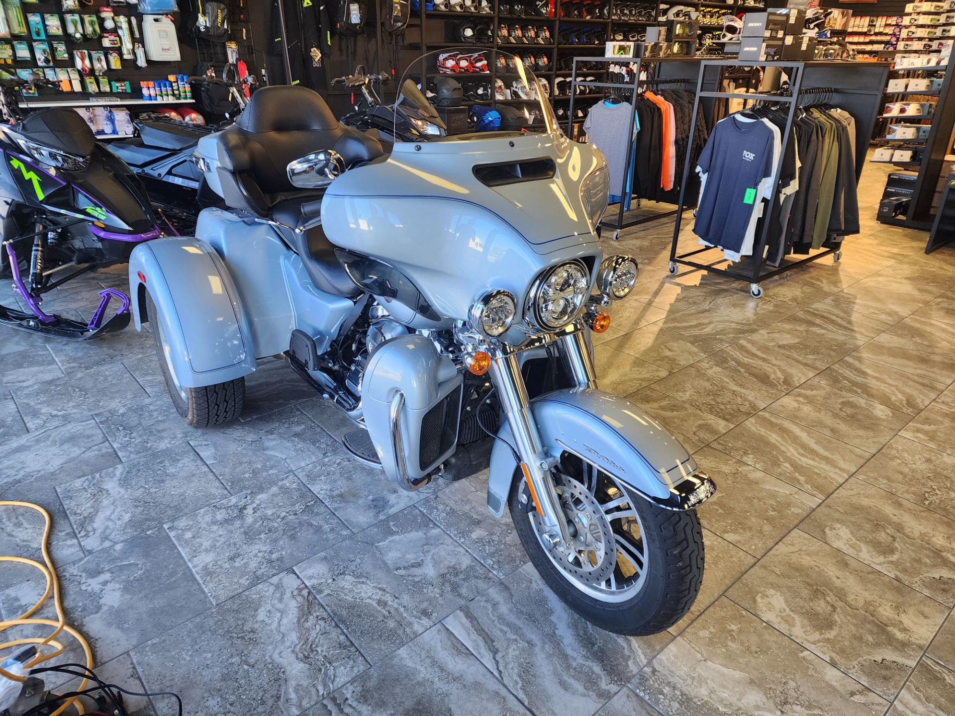 2023 HARLEY DAVIDSON FLHTCUTG in Fairview, Utah - Photo 3