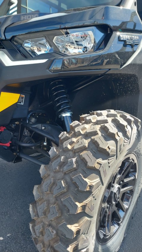 2025 Can-Am Defender MAX Lone Star CAB in Fairview, Utah - Photo 14