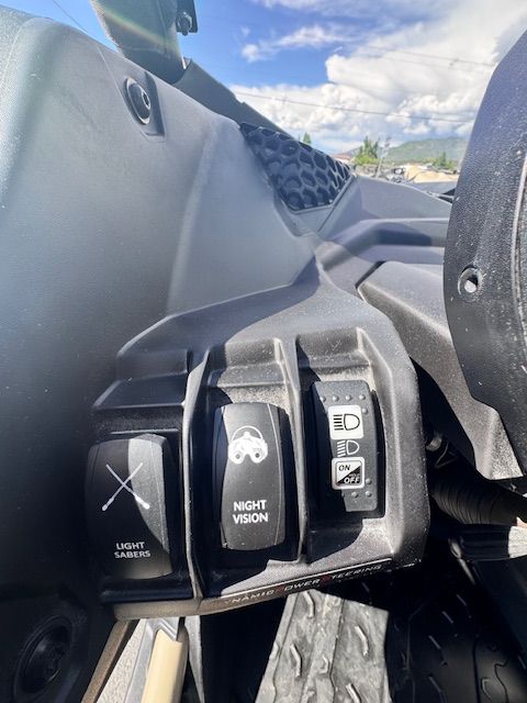 2023 Can-Am MAV X3 TURBO RR in Fairview, Utah - Photo 4