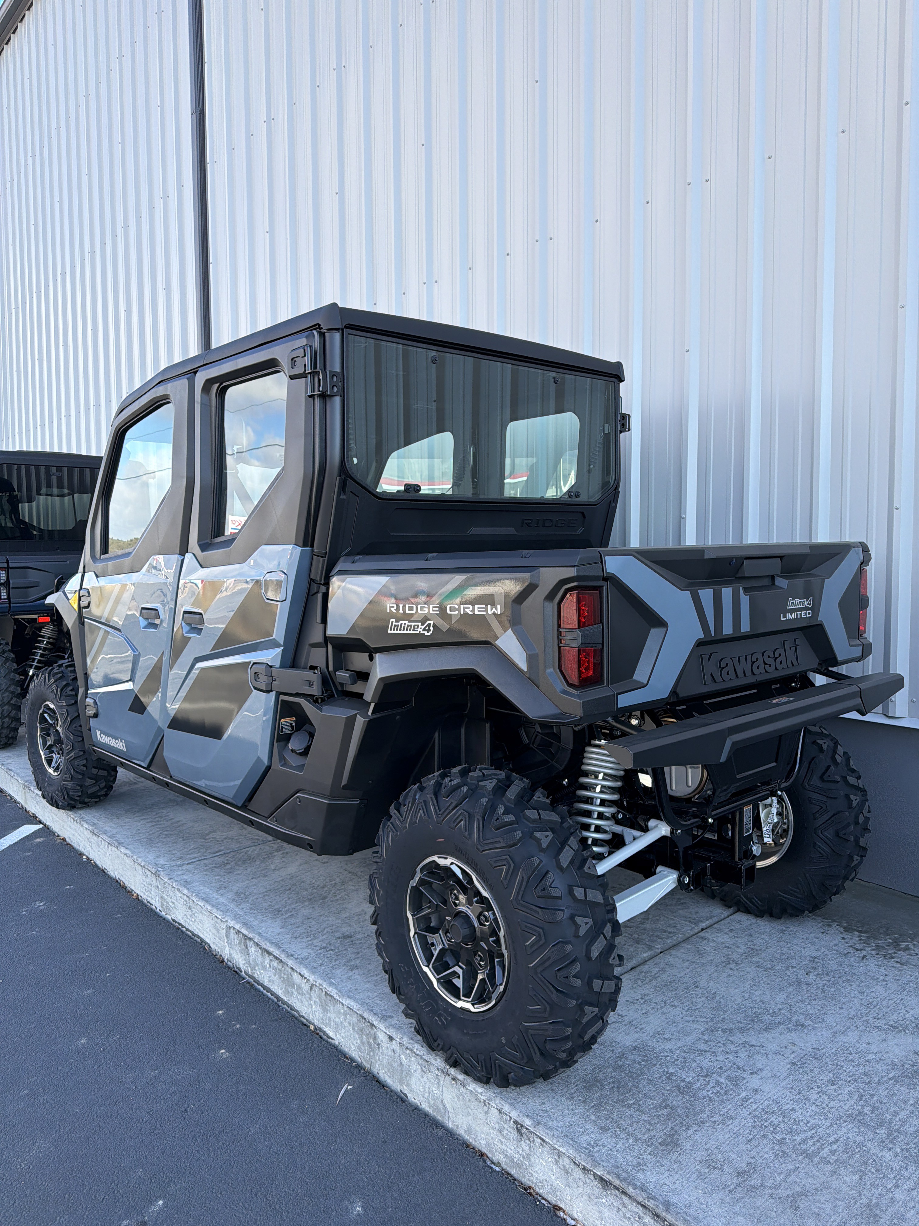 2025 Kawasaki RIDGE XR CREW Limited HVAC in Fairview, Utah - Photo 2