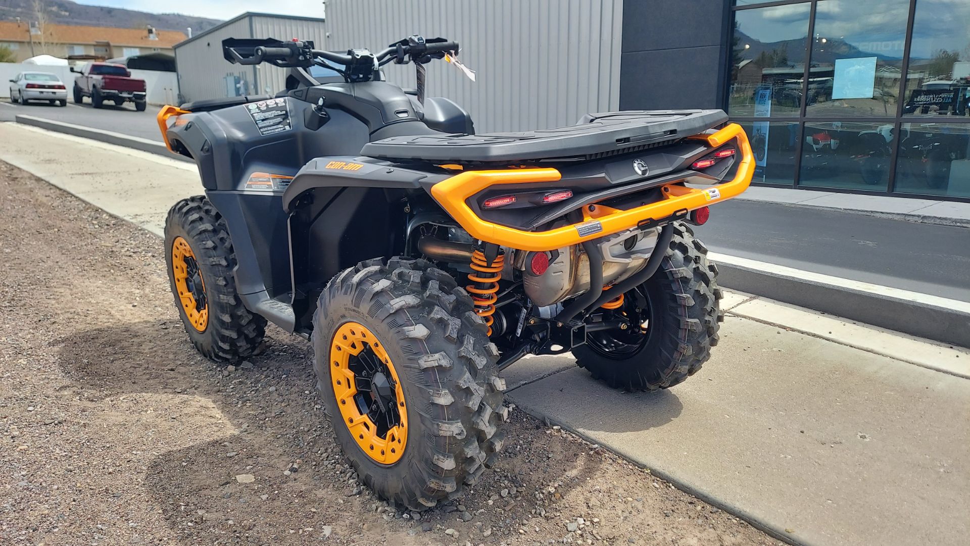 2026 Can-Am Outlander XT-P 1000R Smart-Shox with 10.25 in. touchscreen display in Fairview, Utah - Photo 5