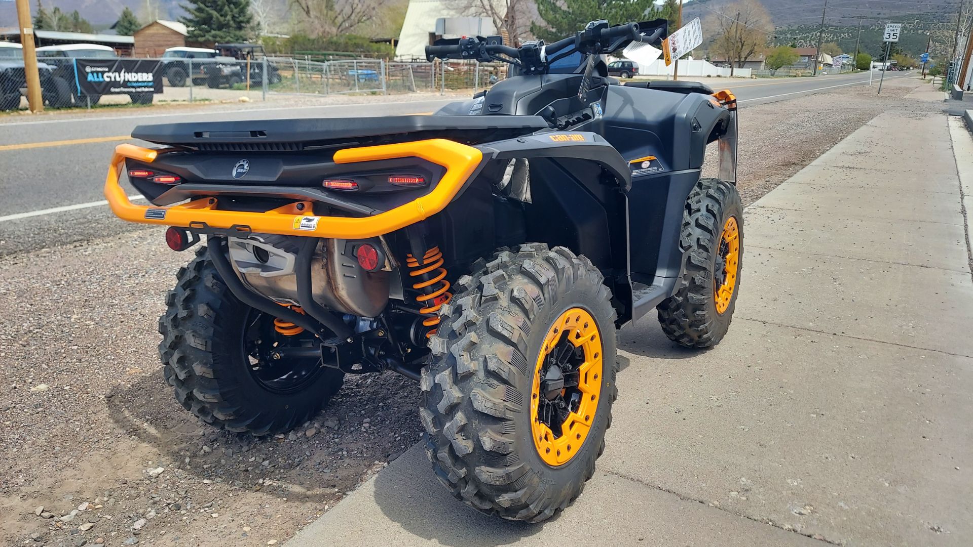 2026 Can-Am Outlander XT-P 1000R Smart-Shox with 10.25 in. touchscreen display in Fairview, Utah - Photo 7