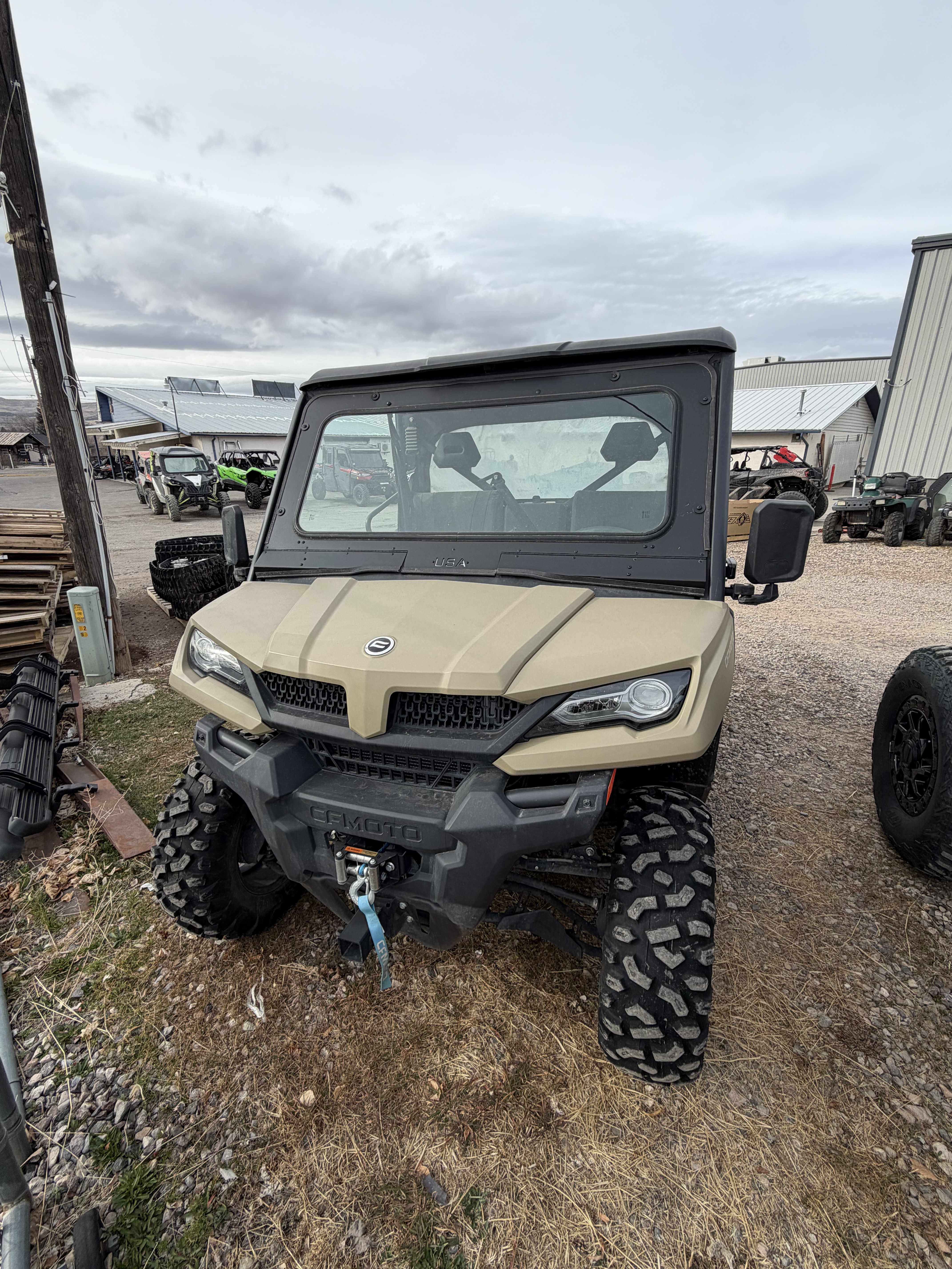 2024 CFMOTO UFORCE 1000 in Fairview, Utah - Photo 2
