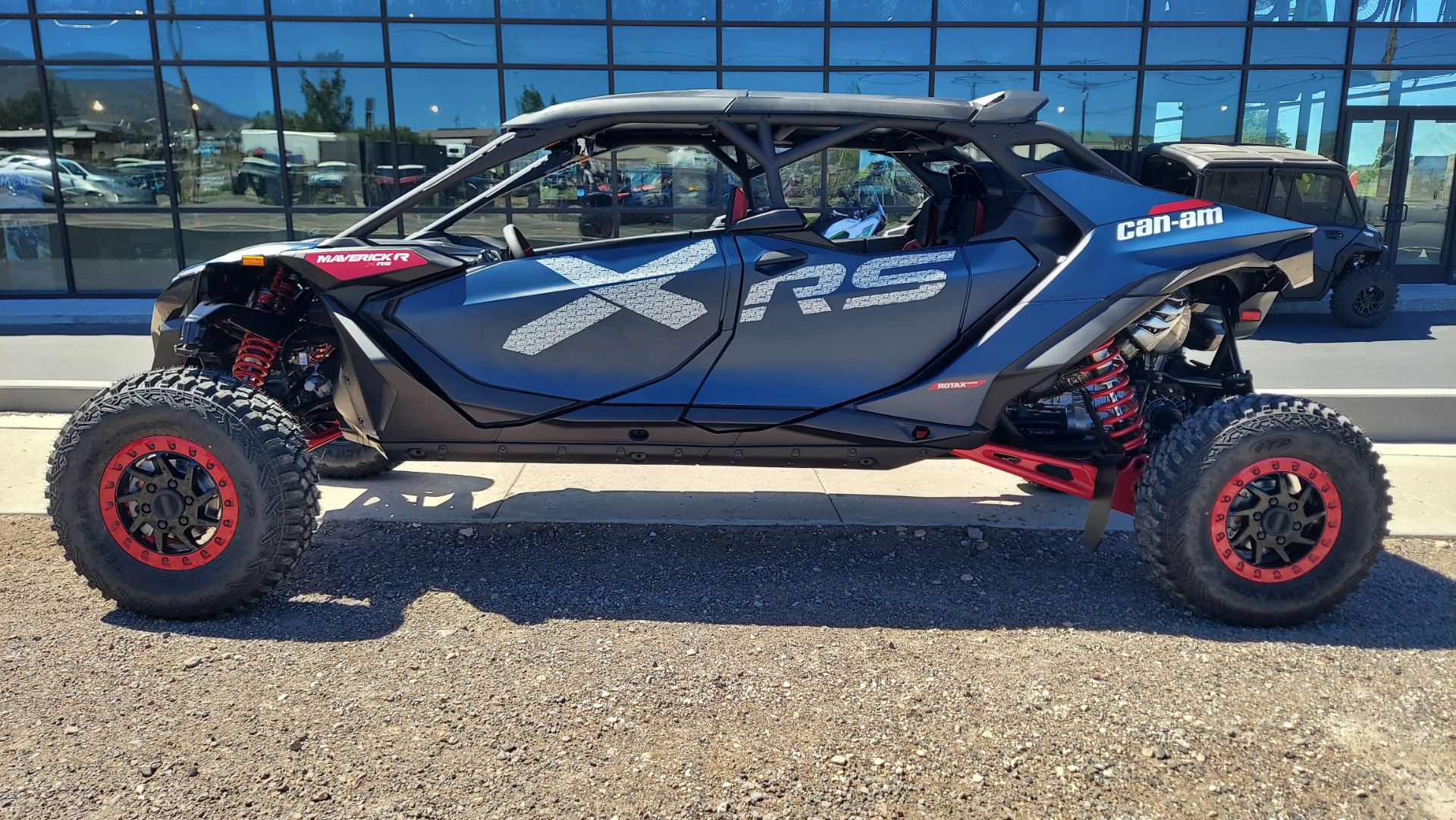 2026 Can-Am Maverick X3 MAX X RS TURBO RR Smart-Shox with 10.25 in. touchscreen display in Fairview, Utah - Photo 4