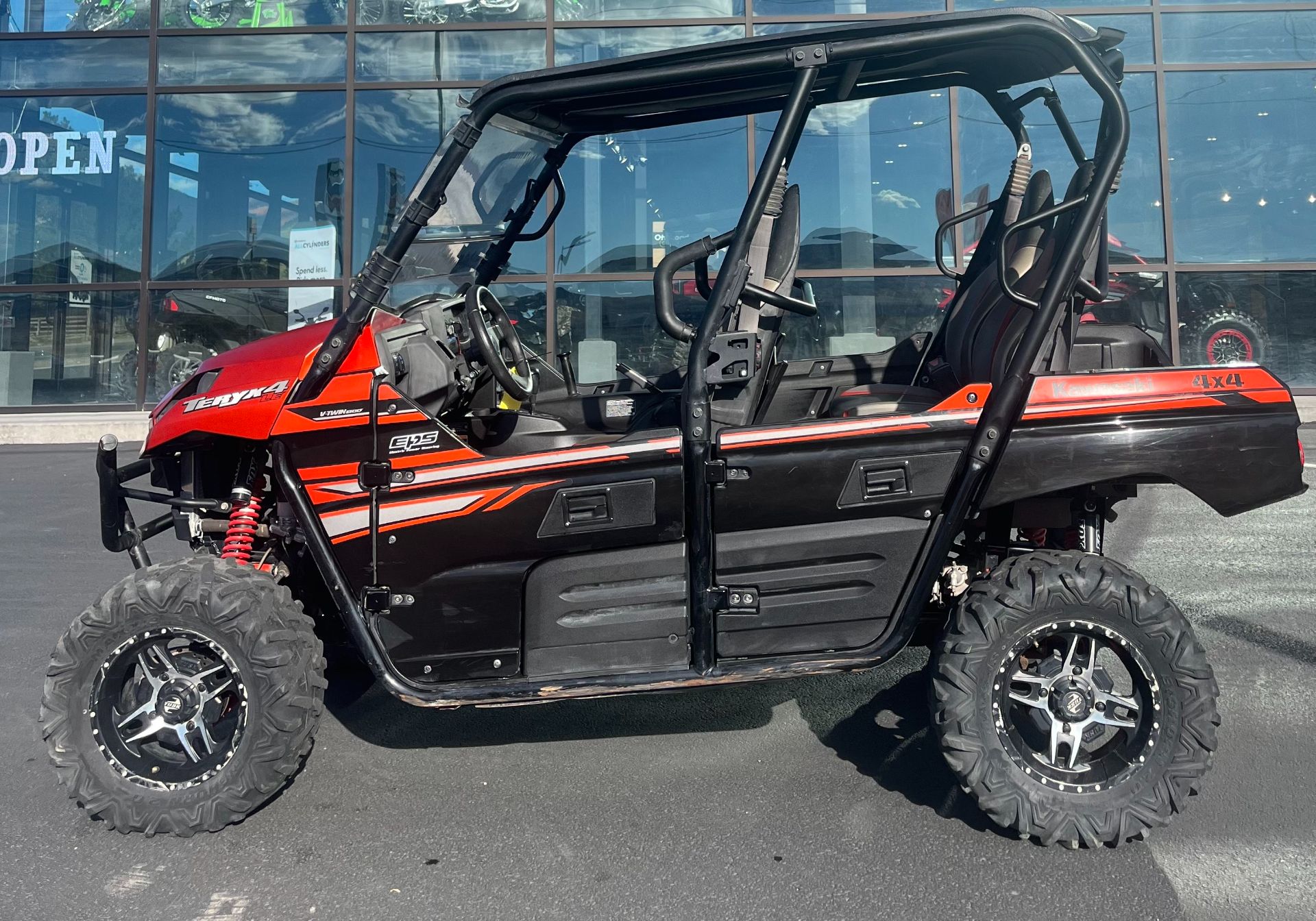 2017 Kawasaki Teryx4™ LE in Fairview, Utah - Photo 5