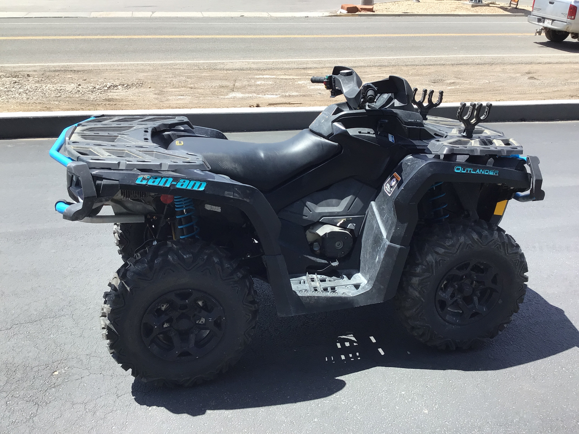 2016 Can-Am Outlander XT 850 in Fairview, Utah - Photo 2