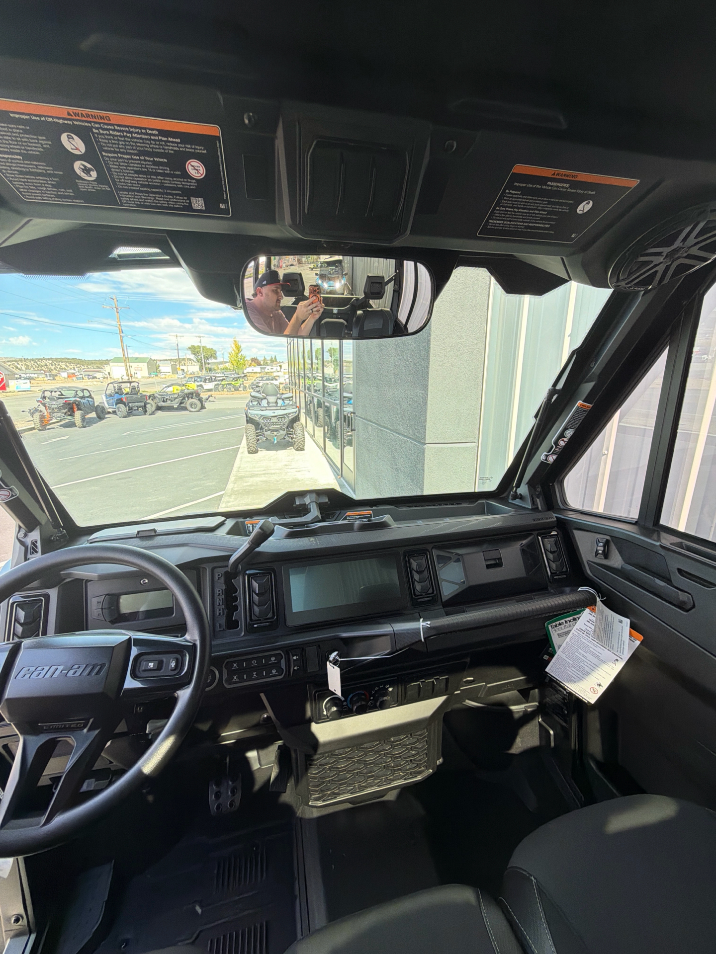 2026 Can-Am Defender Limited HD11 in Fairview, Utah - Photo 4