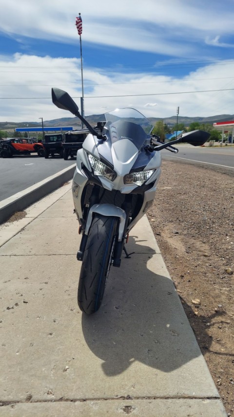 2026 Kawasaki Ninja® 650 in Fairview, Utah - Photo 5