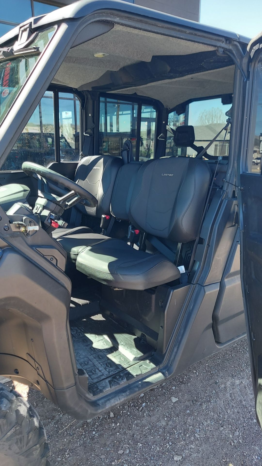 2025 Can-Am Defender MAX Limited in Fairview, Utah - Photo 15