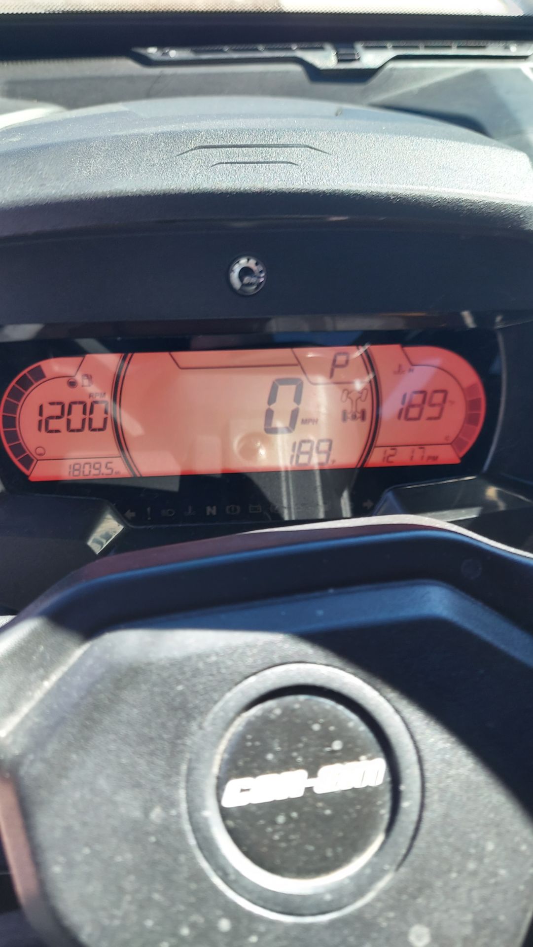 2025 Can-Am Defender MAX Limited in Fairview, Utah - Photo 17