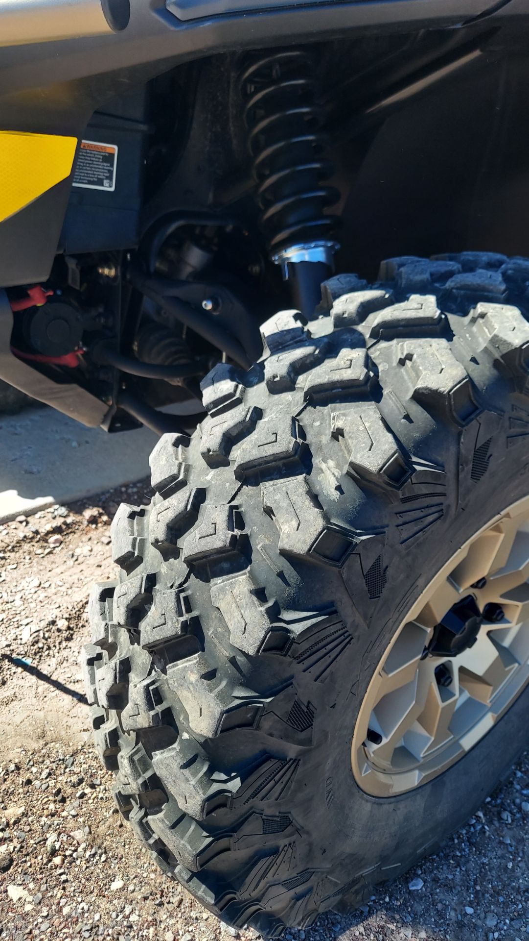 2025 Can-Am Defender MAX Limited in Fairview, Utah - Photo 20