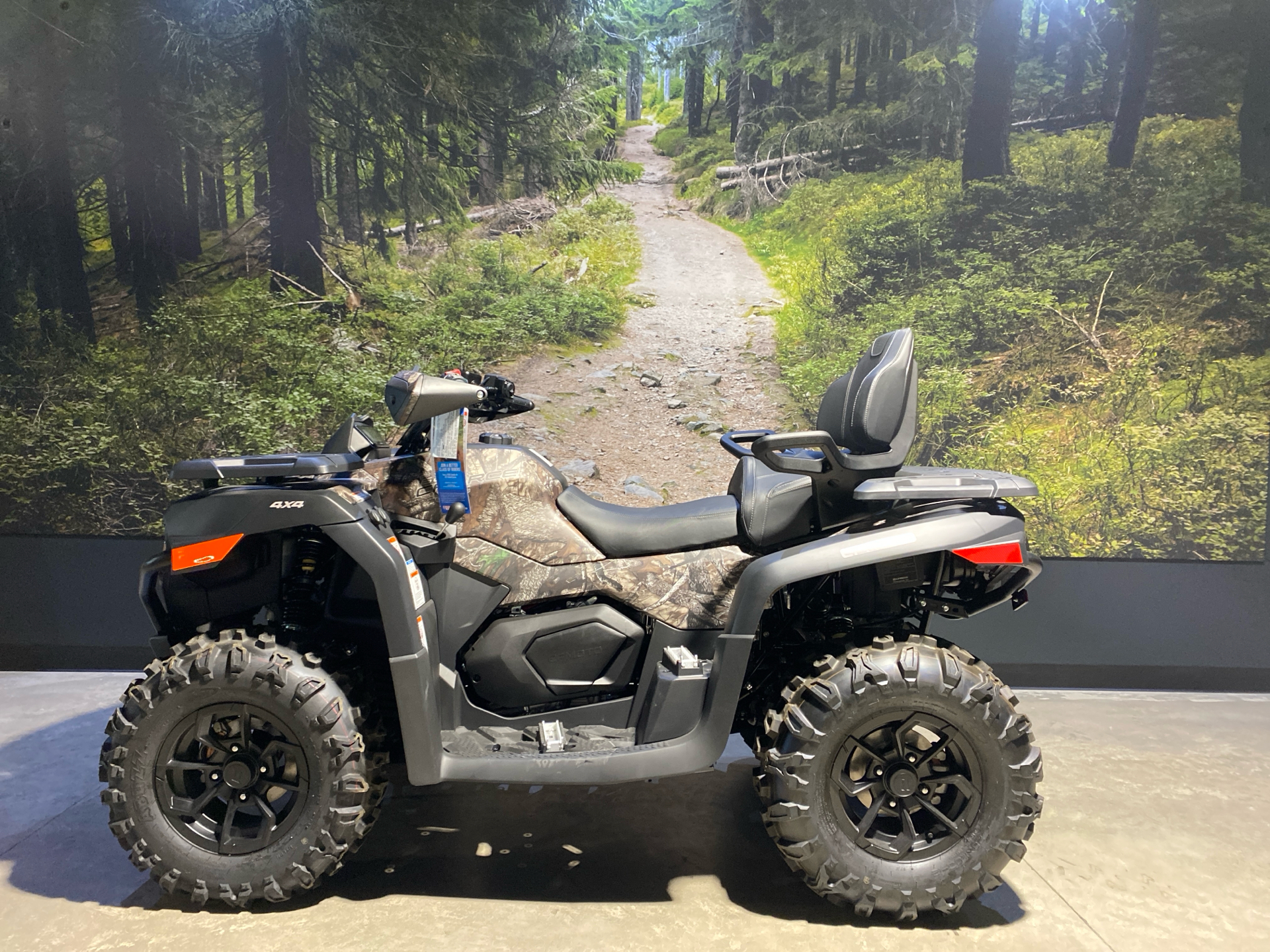 2025 CFMOTO CForce 600 Touring in Fairview, Utah - Photo 1