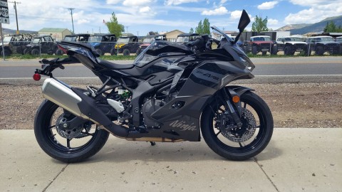 2026 Kawasaki Ninja® ZX™-4RR ABS in Fairview, Utah - Photo 8