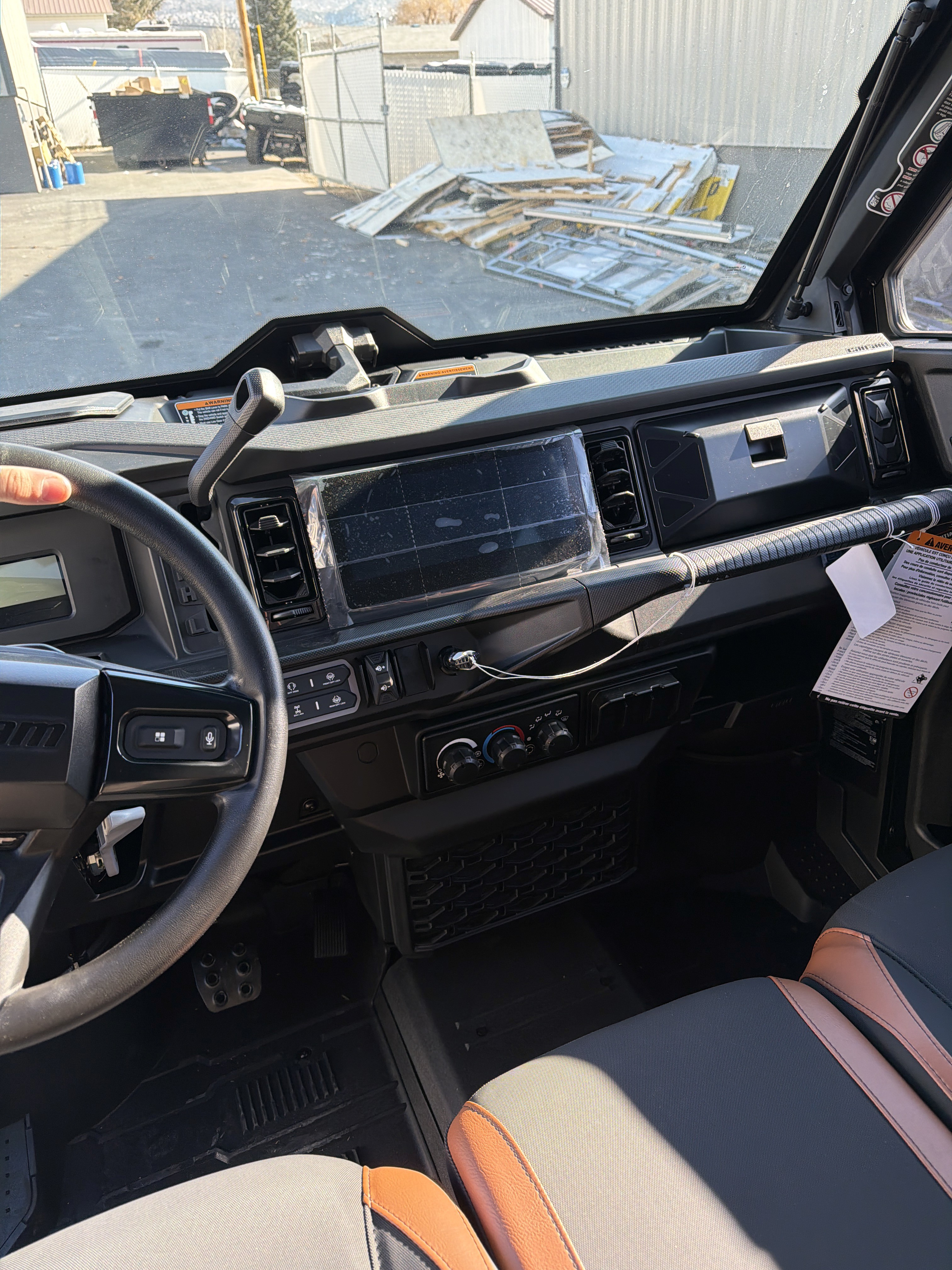 2026 Can-Am Defender MAX Lone Star CAB HD11 in Fairview, Utah - Photo 3