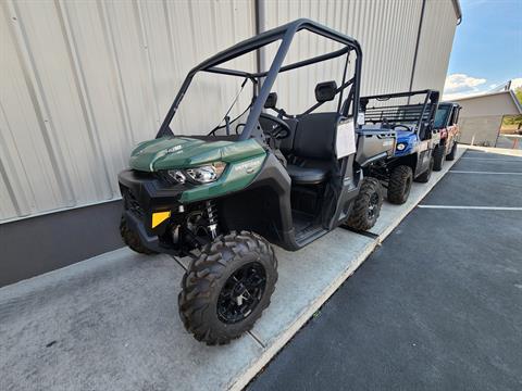 2023 Can-Am Defender DPS HD10 in Fairview, Utah - Photo 2