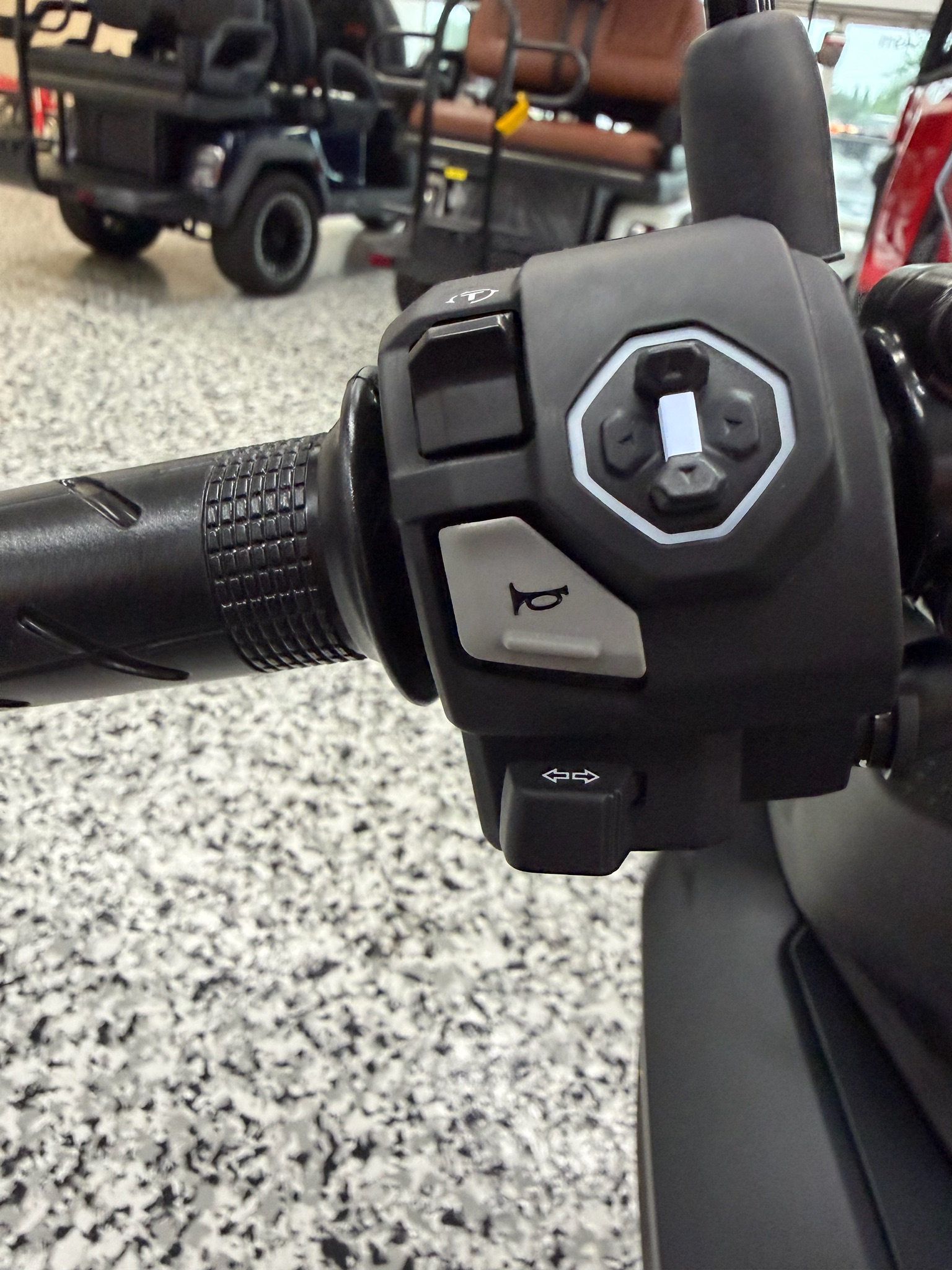 2027 Honda ADV160 5