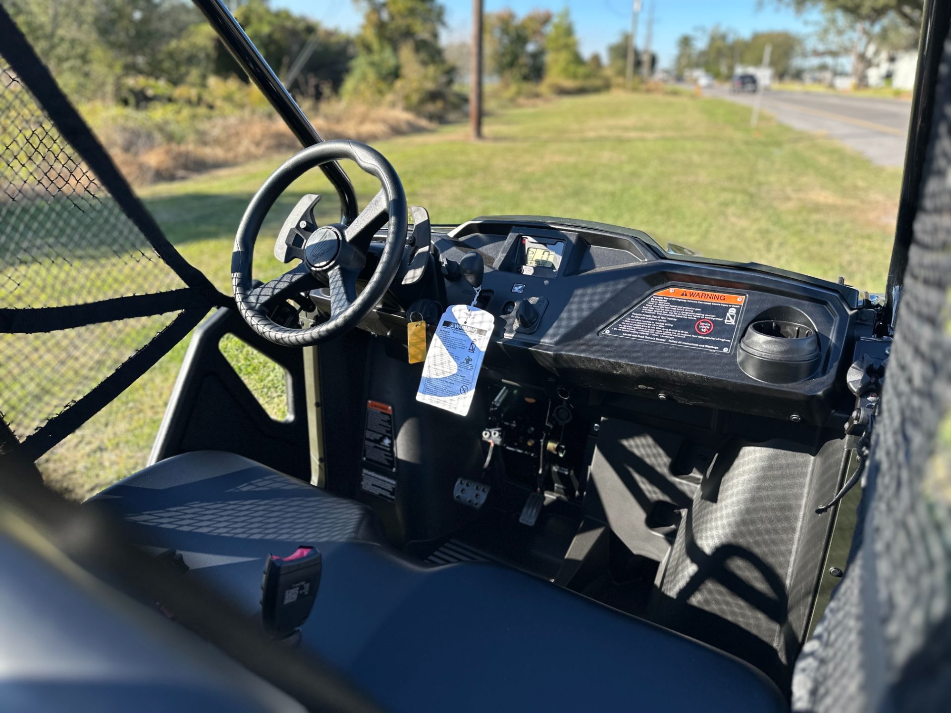 2026 Honda Pioneer 520 3