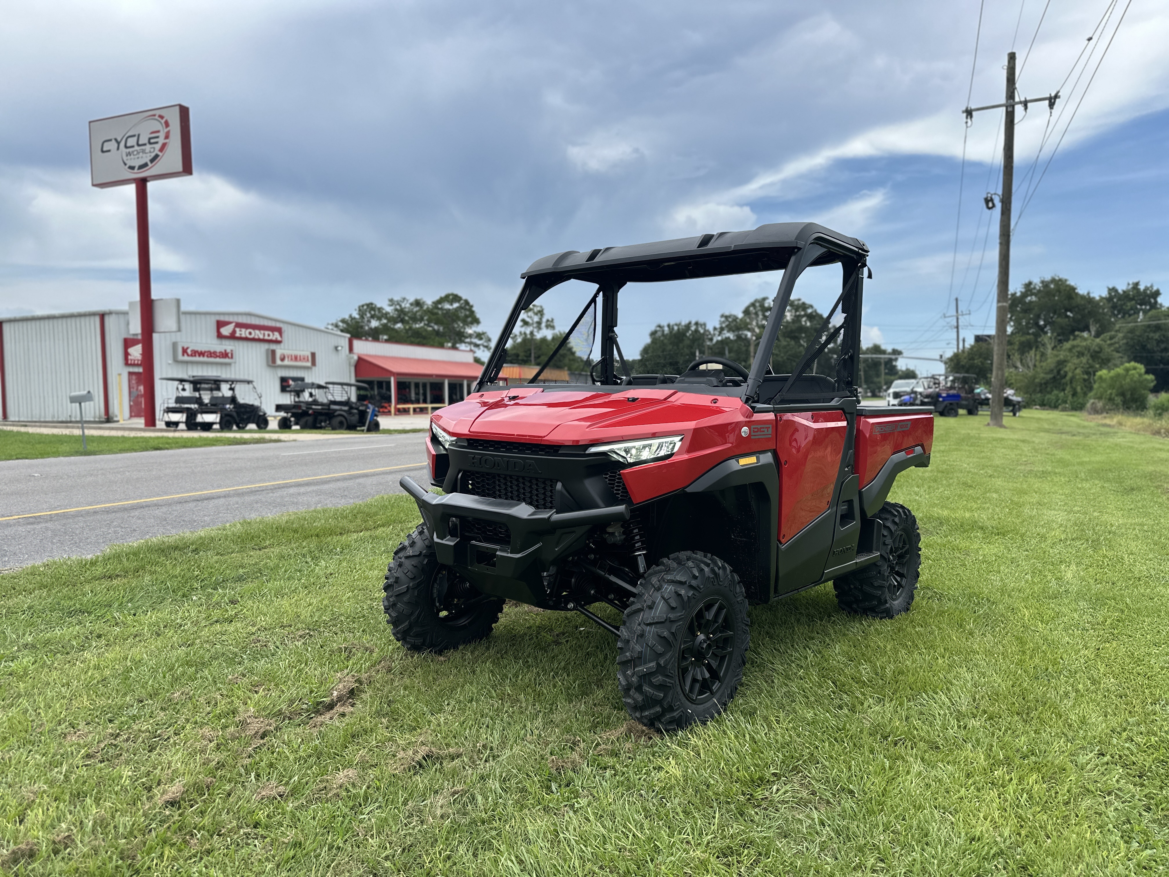 2026 Pioneer 1000 Deluxe