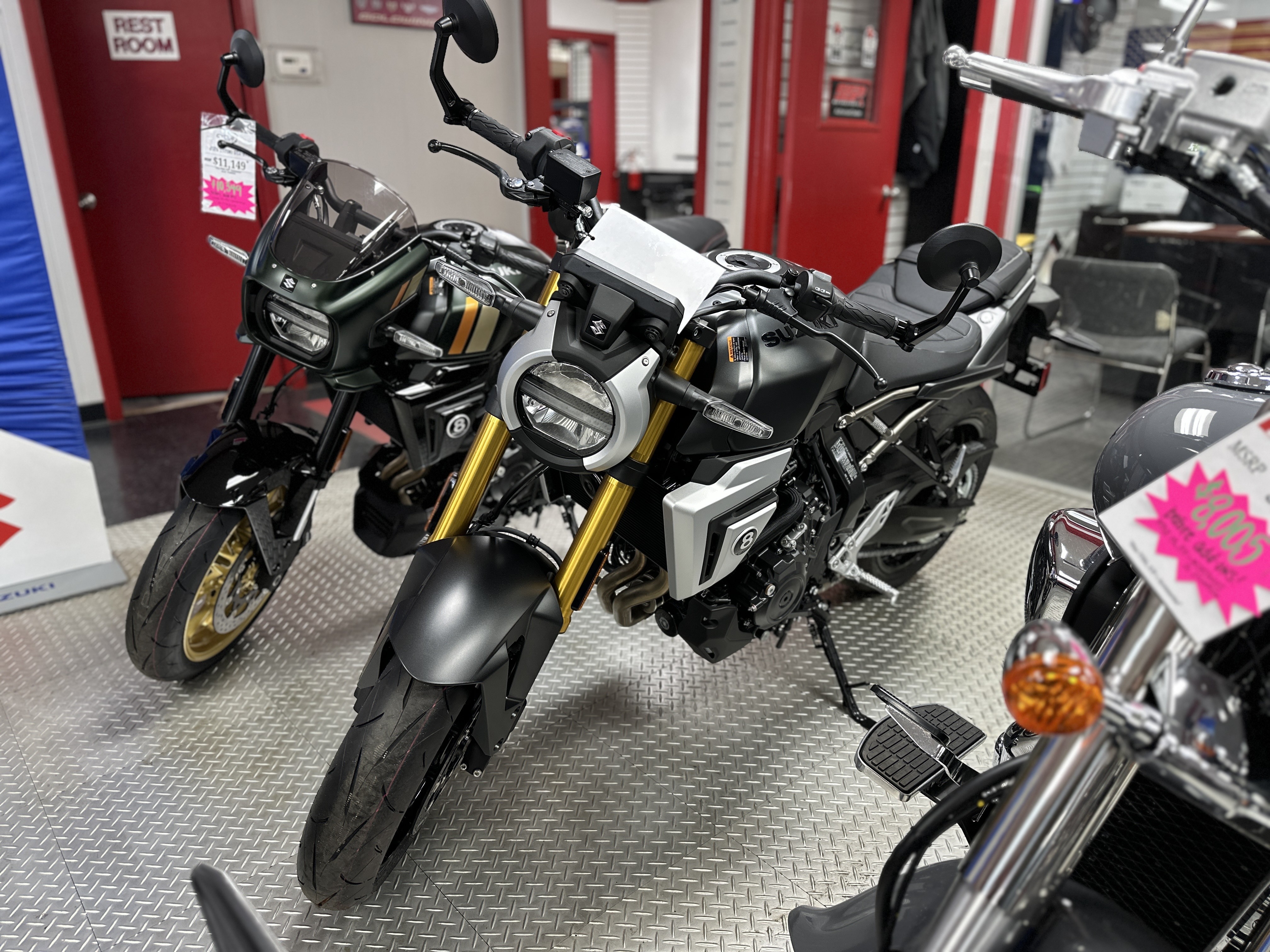 2026 Suzuki GSX-8T 1
