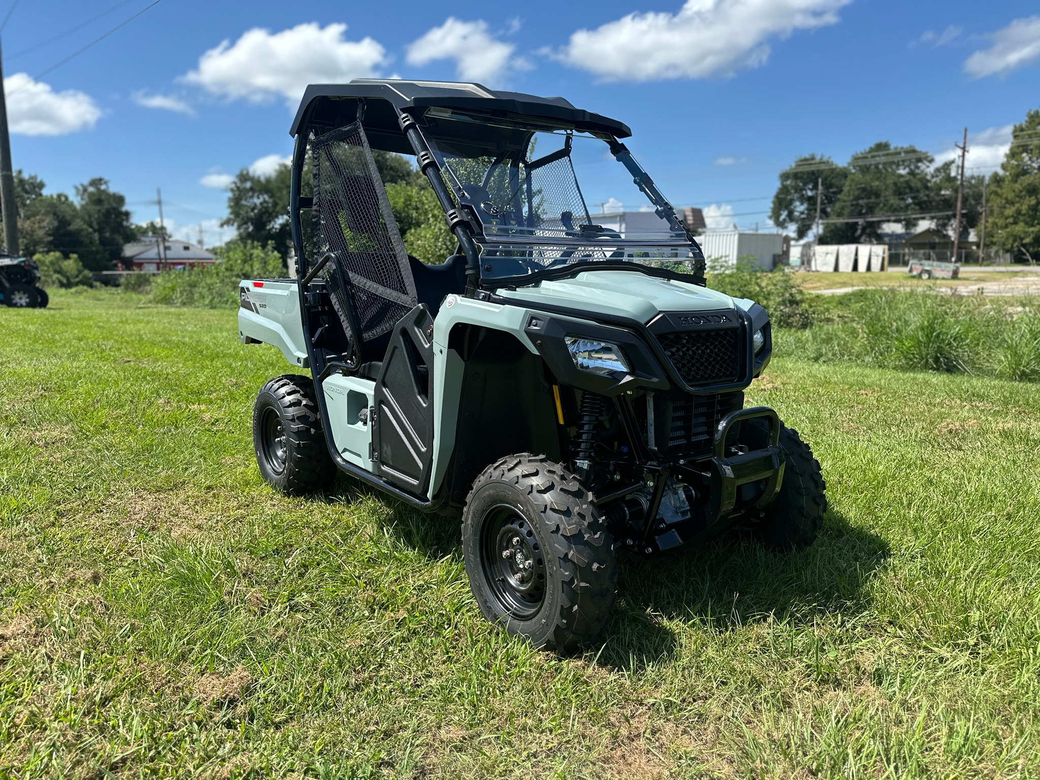 2026 Pioneer 520