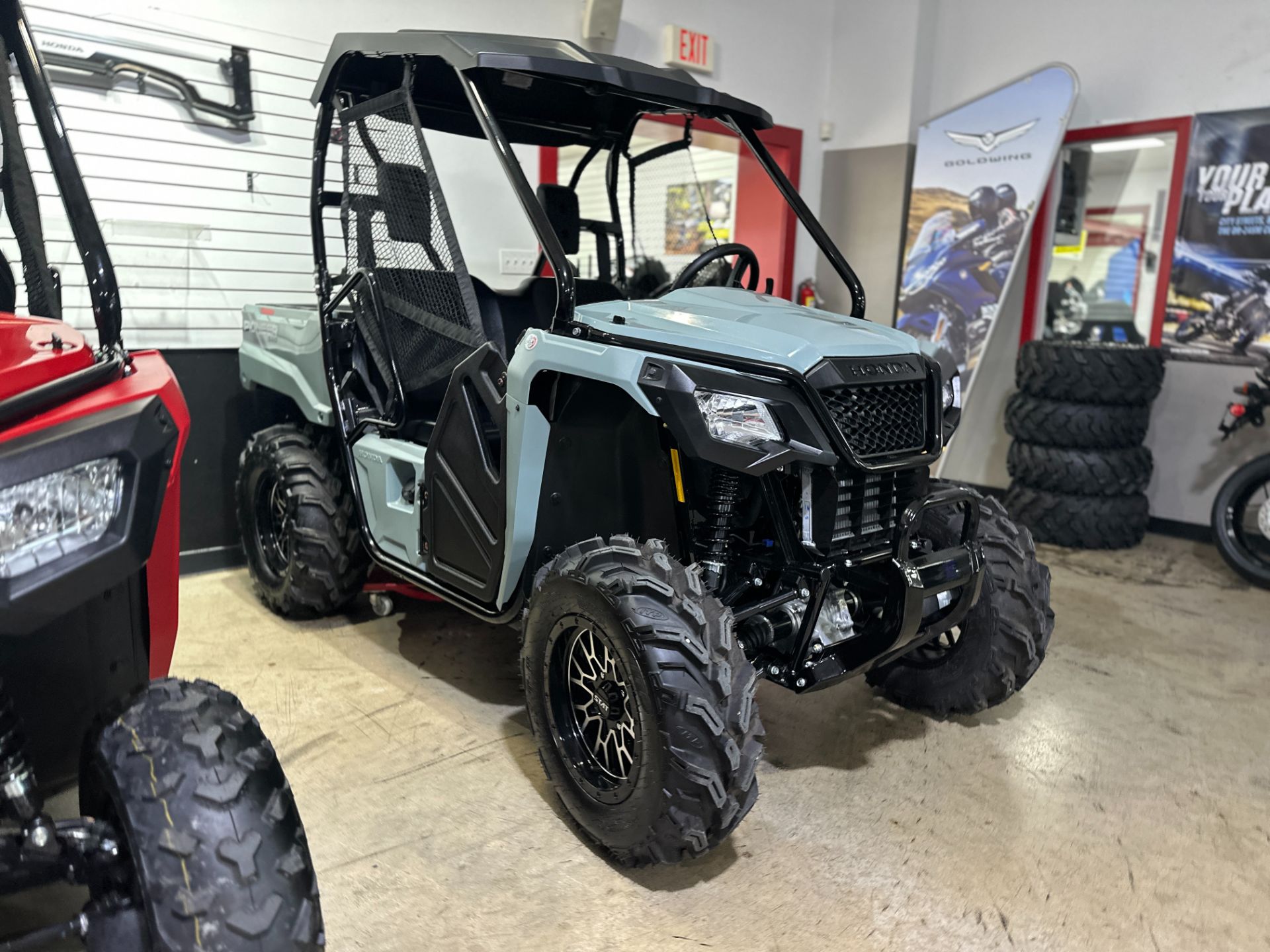 2026 Honda Pioneer 520 1