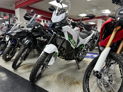 2026 Kawasaki KLE500 SE ABS — photo 1 of 23