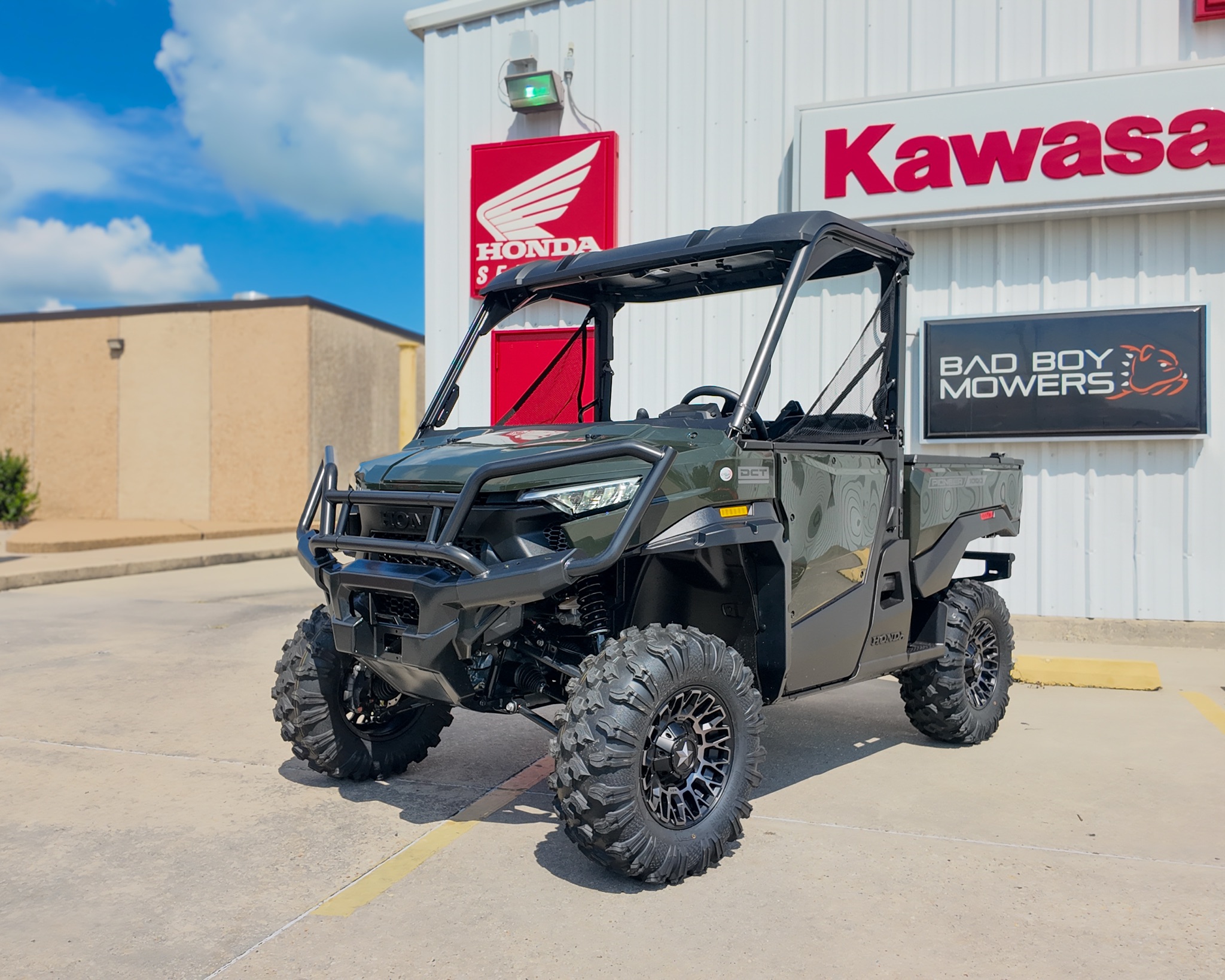 2026 Honda Pioneer 1000 Deluxe 1