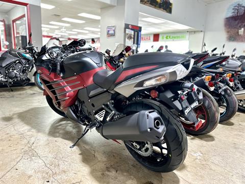 B'z be with! vol. 99 2013年9月号 B'z be with! vol. 99 2013年9月号 B'z LIVE-GYM Pleasure