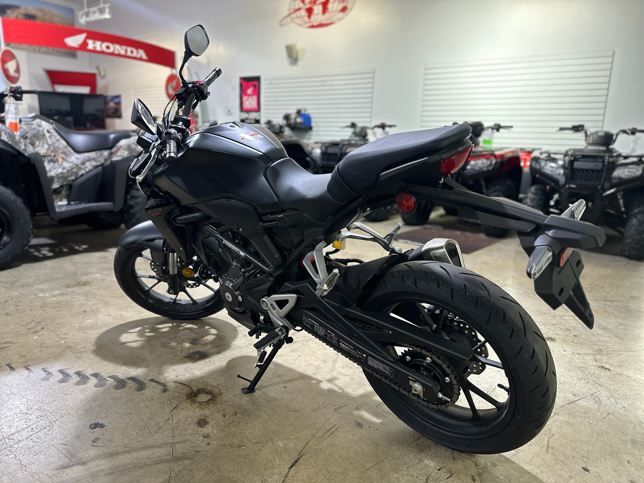 2023 Honda CB300R ABS 2