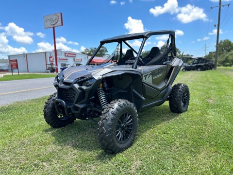 2026 Honda Talon 1000X FOX Live Valve — photo 1 of 8