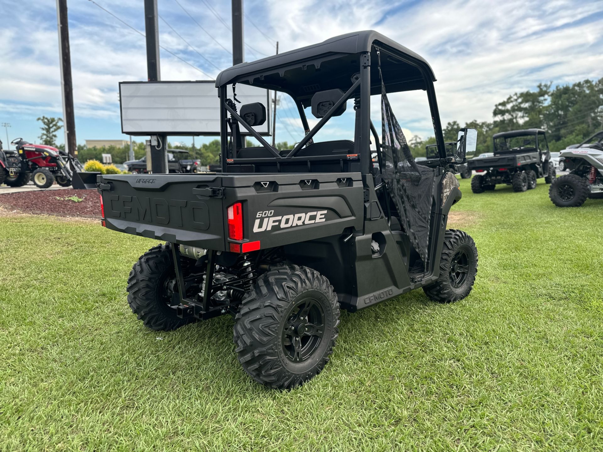 2026  UFORCE 600 2