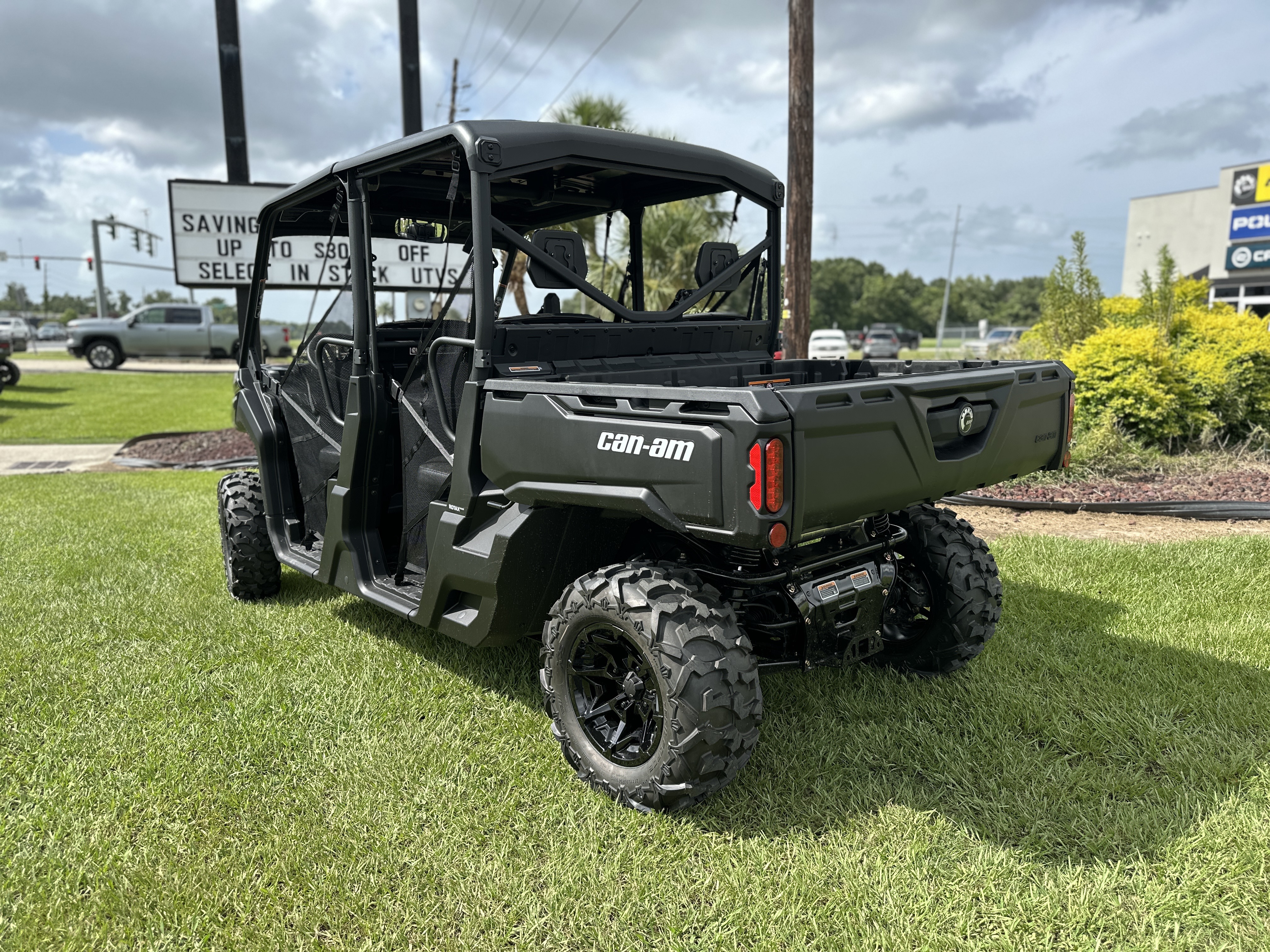 2026 Can-Am™ Defender MAX DPS HD9 2