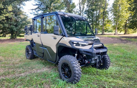 2027 Can-Am Defender XU MAX Limited HD11
