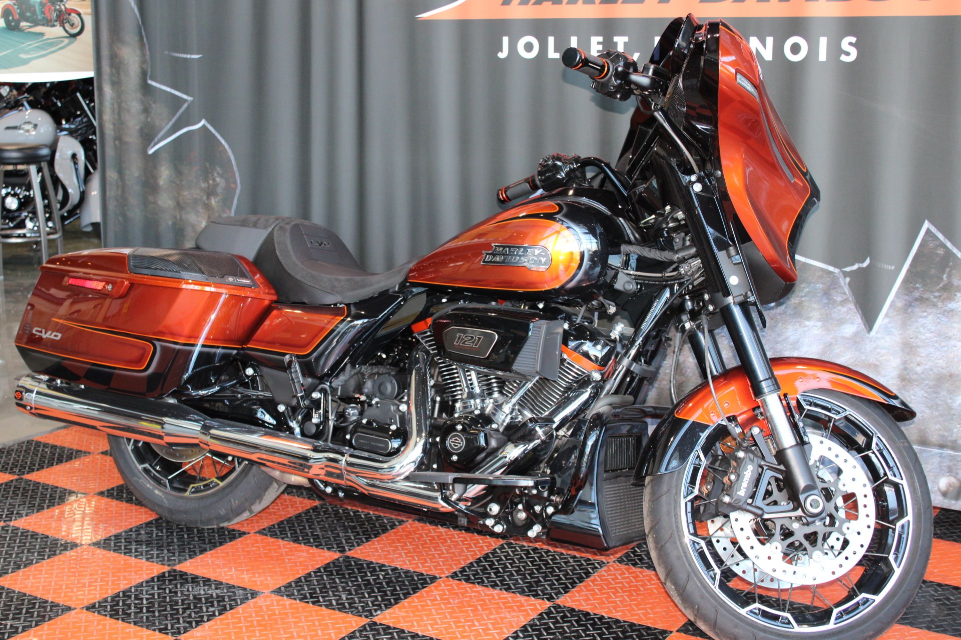 Certified Pre-Owned 2023 Harley-Davidson CVO™ Street Glide