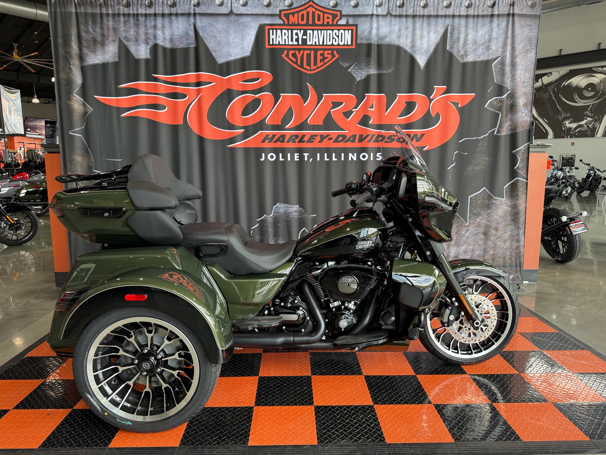 2026 Harley-Davidson Street Glide® 3 Limited 1