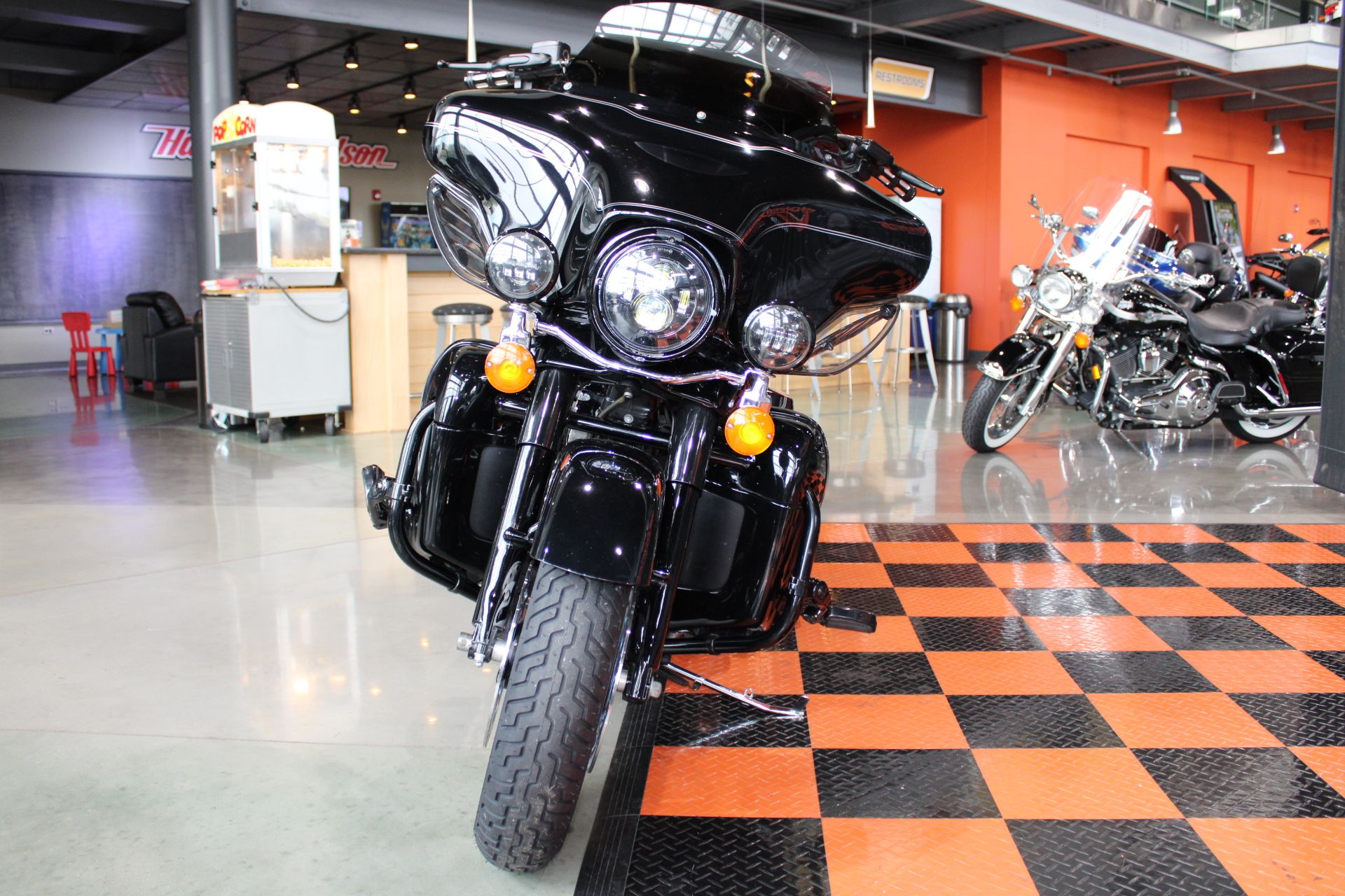 2008 Harley-Davidson Ultra Classic® Electra Glide® in Shorewood, Illinois - Photo 24