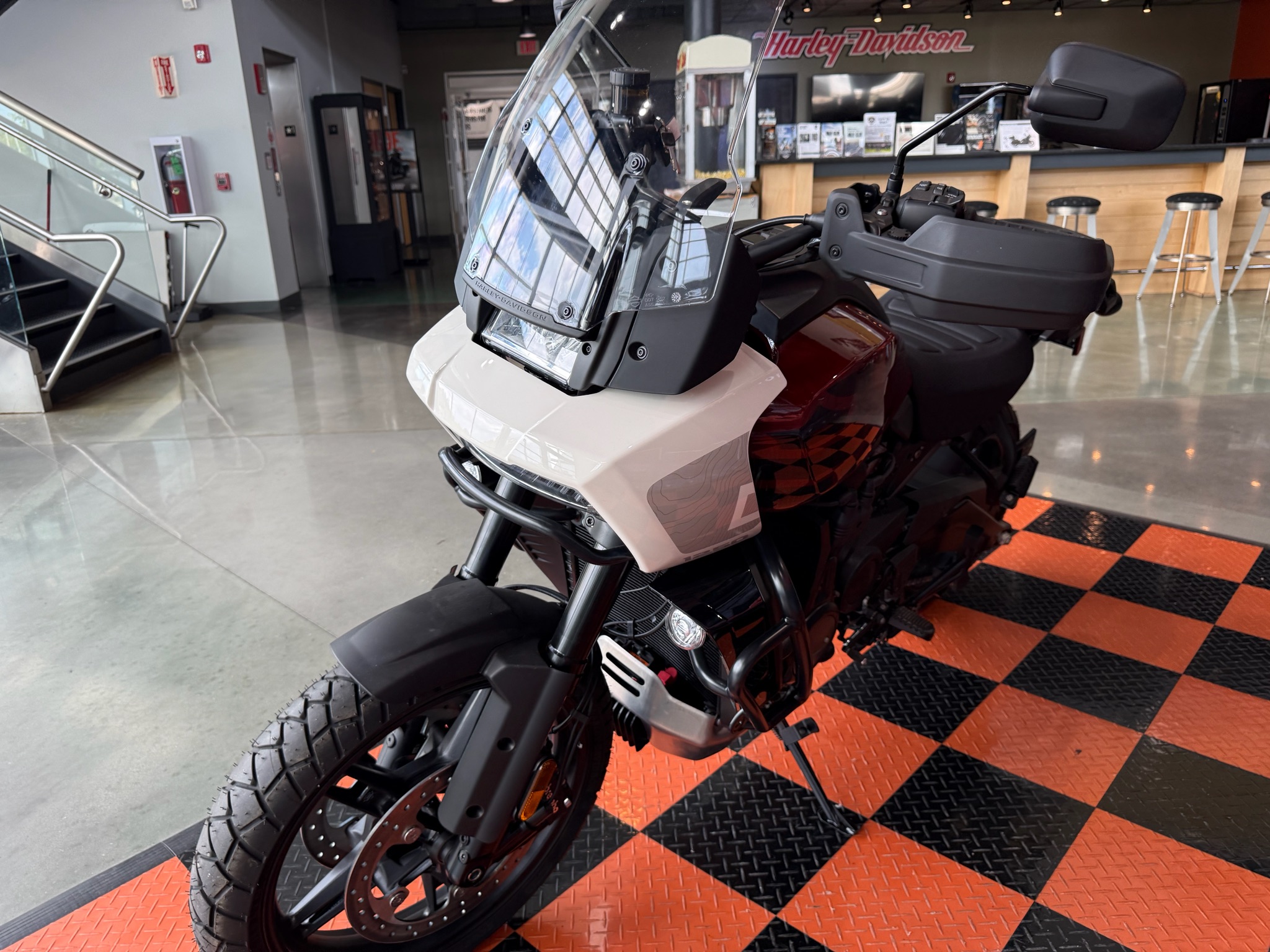 2024 Harley-Davidson Pan America® 1250 Special 8