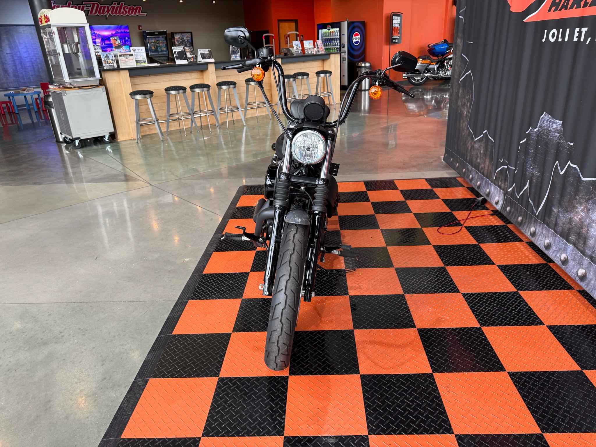 2022 Harley-Davidson Iron 883 7