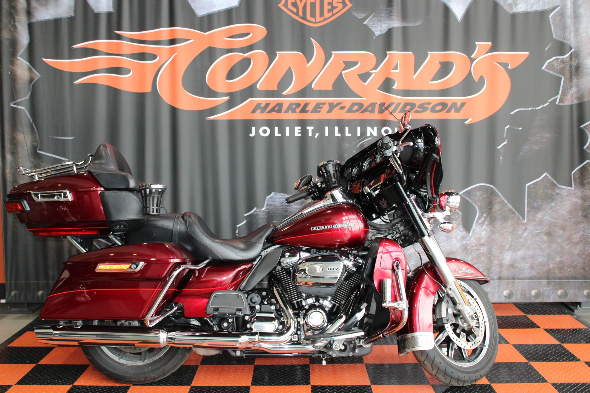 2017 Harley-Davidson Electra Glide Ultra Limited 1