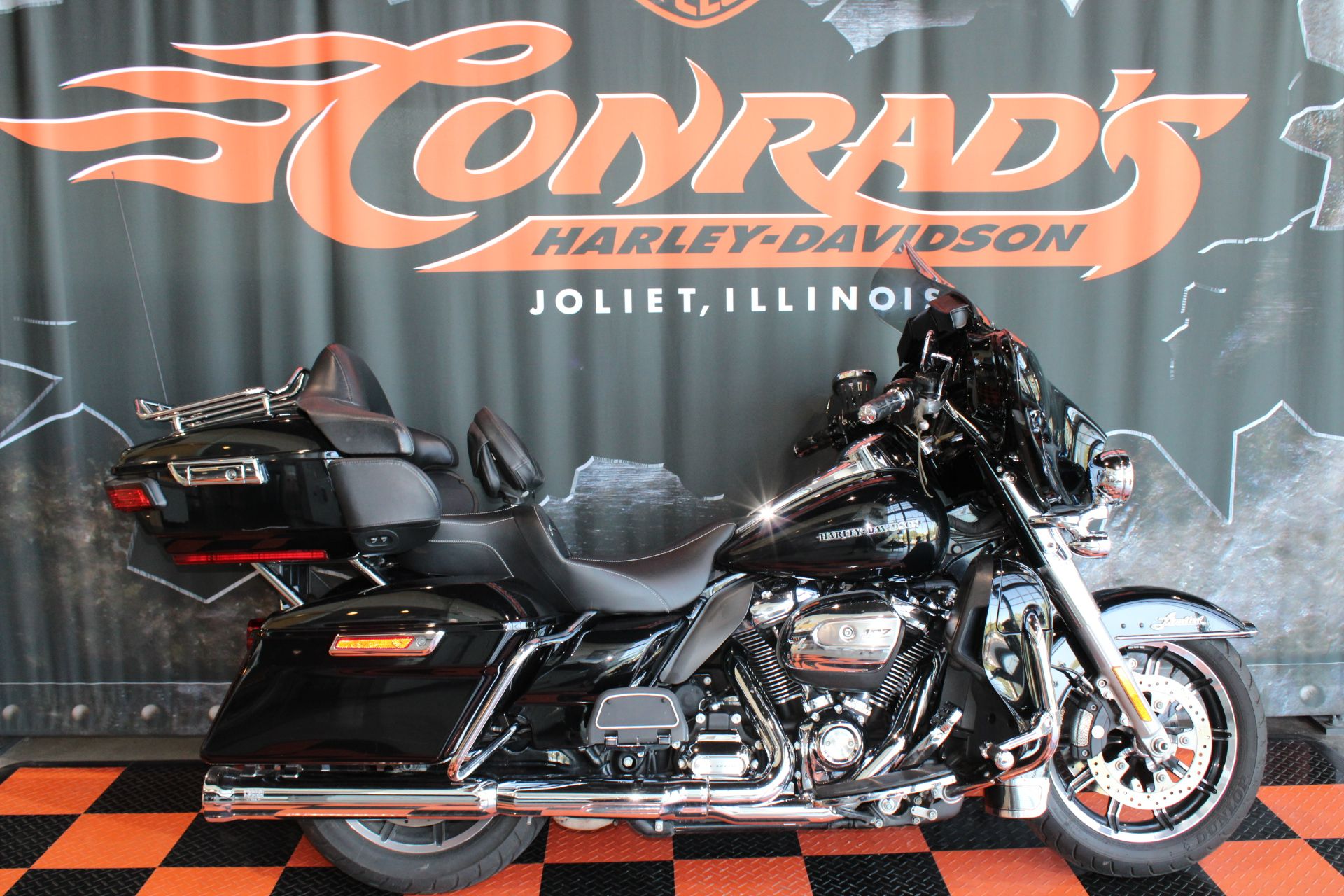 2018 Harley-Davidson Ultra Limited in Shorewood, Illinois - Photo 1