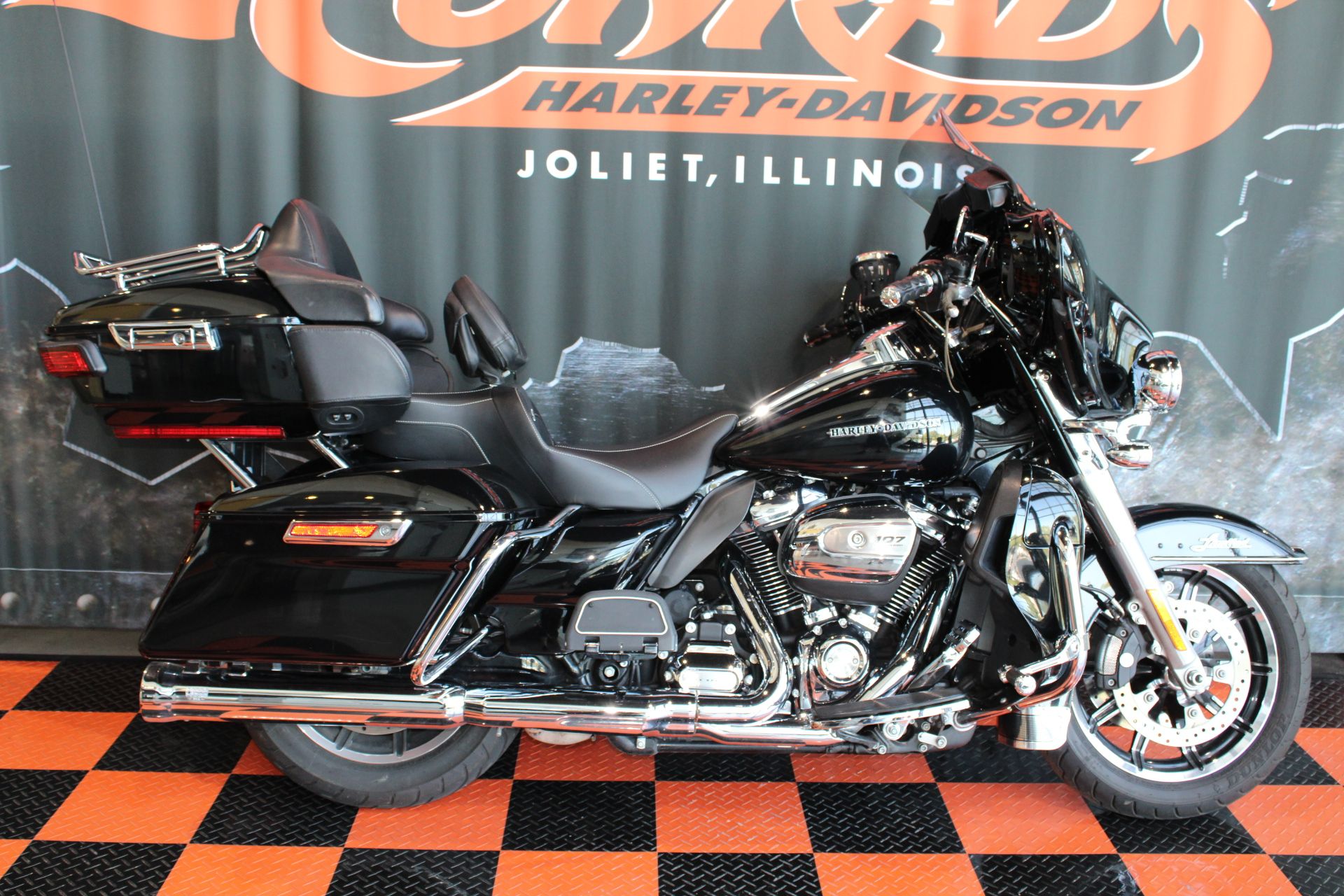 2018 Harley-Davidson Ultra Limited in Shorewood, Illinois - Photo 2