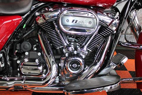 2021 Harley-Davidson Street Glide® Special in Shorewood, Illinois - Photo 6