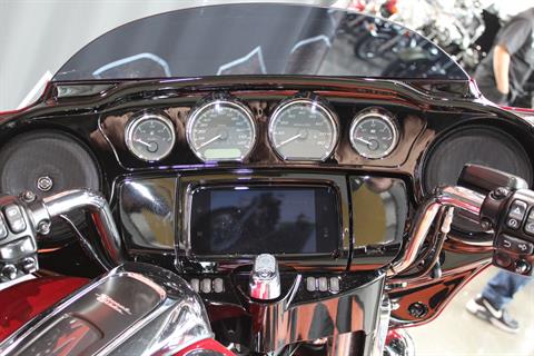 2021 Harley-Davidson Street Glide® Special in Shorewood, Illinois - Photo 10