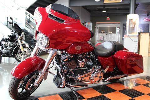 2021 Harley-Davidson Street Glide® Special in Shorewood, Illinois - Photo 19