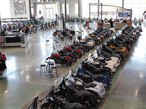 2021 Harley-Davidson Street Glide® Special in Shorewood, Illinois - Photo 23