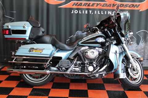 2007 Harley-Davidson FLHTCU Ultra Classic® Electra Glide® Patriot Special Edition in Shorewood, Illinois - Photo 2